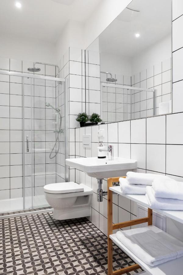Апартаменти Turnkey I Balcony Studio Прага Екстер'єр фото
